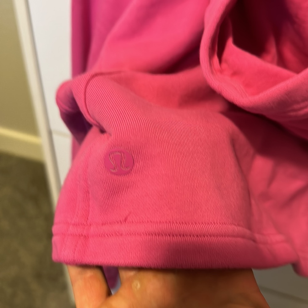 Lululemon bright pink crop hoodie size 8 - Picture 3 of 6
